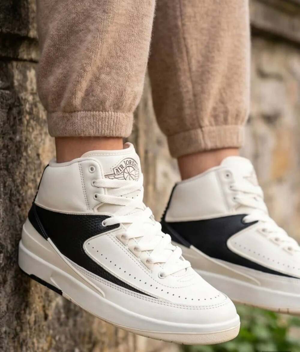 Nike Women's Air Jordan 2 Retro Sail Black DX4400-100 Size 9 BRAND NEW!!